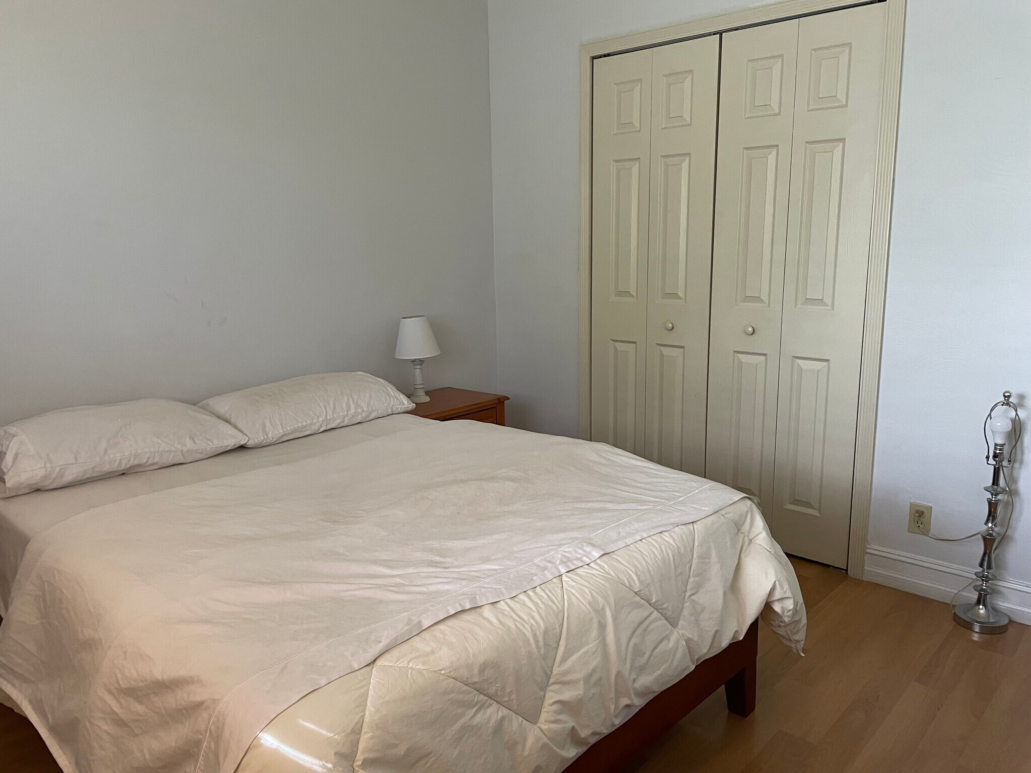 Building Photo - 1423 Holly Heights Dr