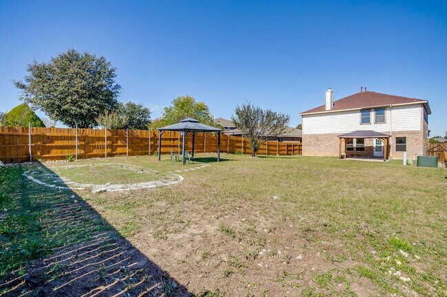 Building Photo - Spacious 4 Bed- 2.5 Bath Rental in the Desirable Remington Point- Eagle Mountain Saginaw ISD- 76179