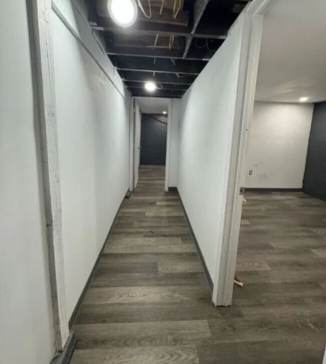Building Photo - Osmond Duplex