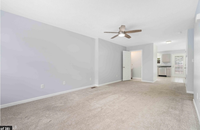 Building Photo - Now Available | 2 Bedroom 2.5 Bath | Bristol, TN