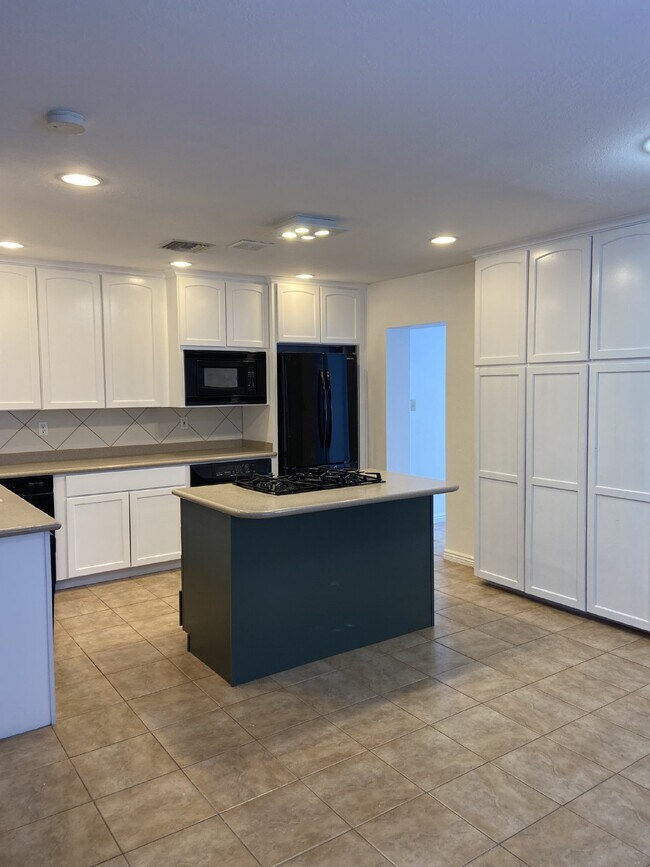 Building Photo - Lovely Old Town Scottsdale rental with private pool!