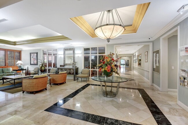 Building Photo - 870 NW 32nd Ave