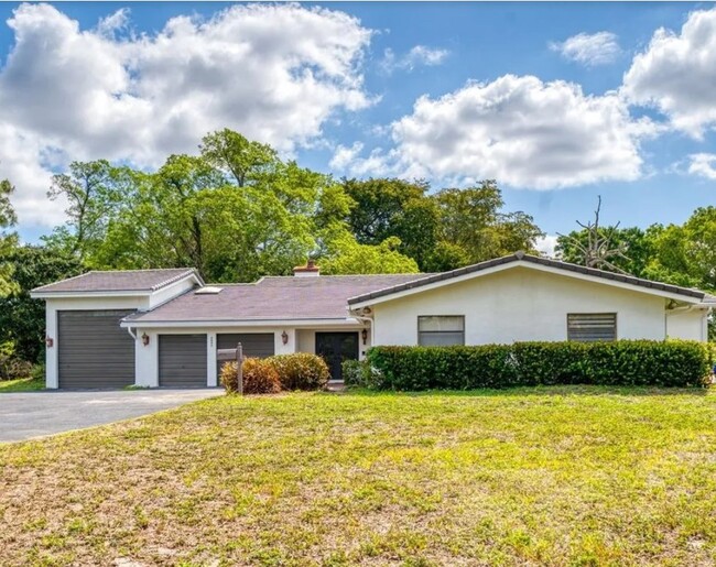 Primary Photo - 4031 Coral Hills Dr