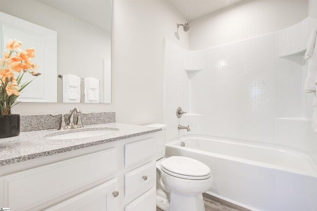 Building Photo - 16 Carlow Ct