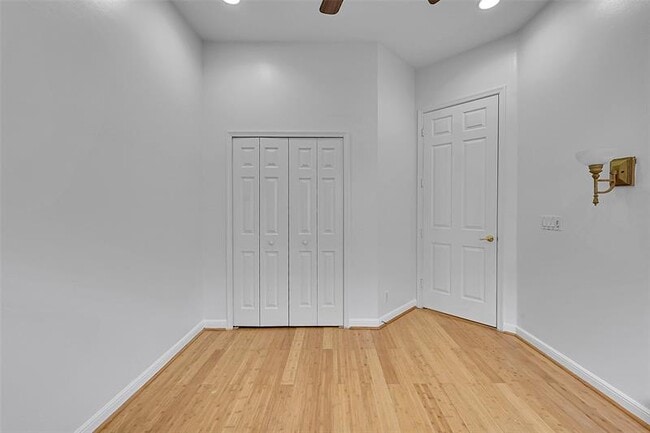 Building Photo - 12459 NW 52nd Ct