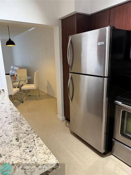 Building Photo - 2600 S Ocean Dr