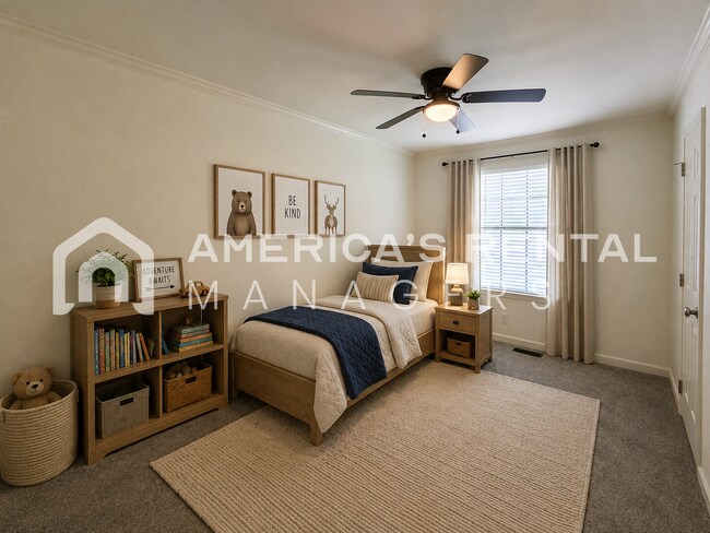 Building Photo - Newly Renovated and Ready for Move In!