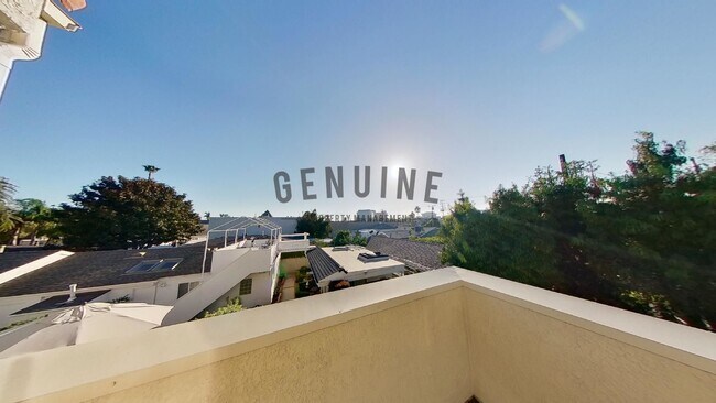 Building Photo - COMING SOON: Beautiful 3BD 3.5BA Townhome in Newport Heights