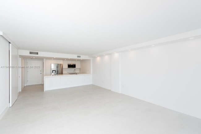 Building Photo - 177 Ocean Ln Dr