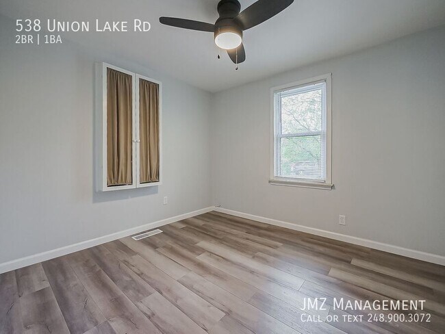 Building Photo - 538 Union Lake Rd