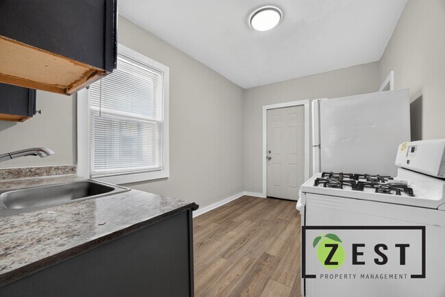 Building Photo - OPEN HOUSE- 7/23! 6PM-630PM!