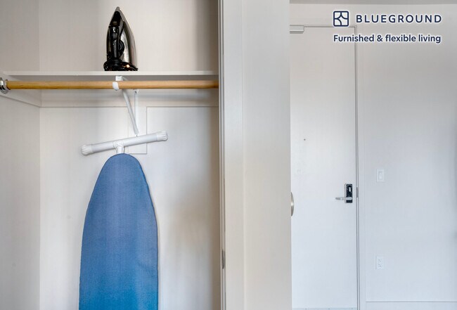 Building Photo - 975 Bryant St