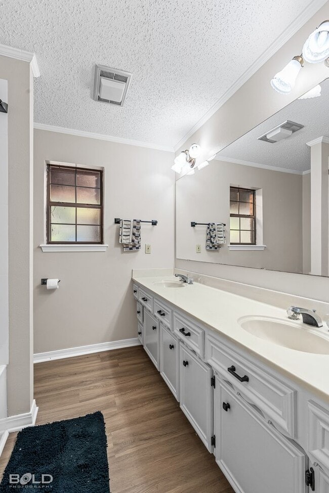 Building Photo - Home For Rent in Benton!