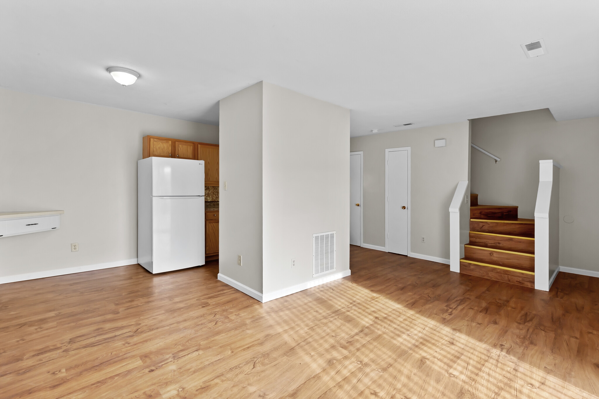 Building Photo - 1599 Miller Rd