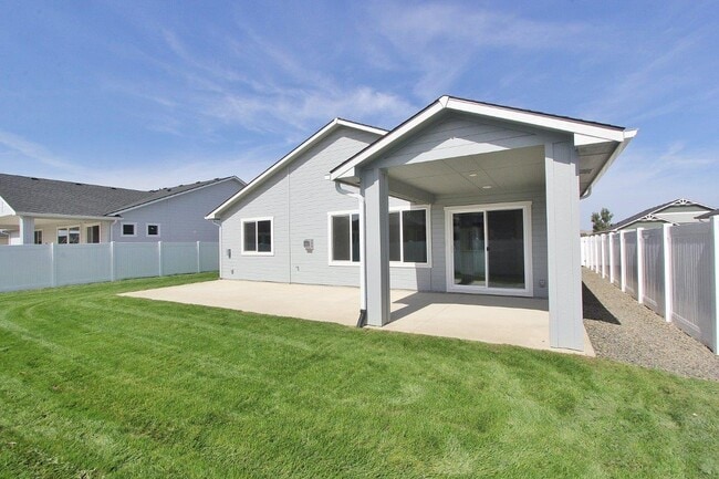 Building Photo - 1669 Kayak Rd