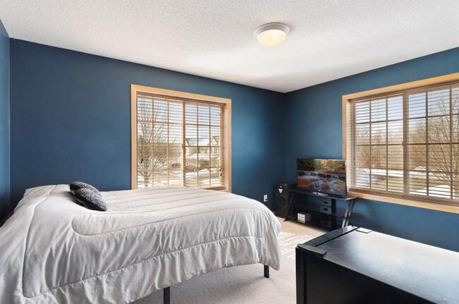 Building Photo - 8428 Yukon Cir N