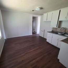 Building Photo - 4813 Eastover Ave