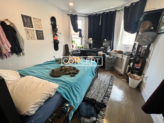 Building Photo - 11A Peterborough St. Unit 20B