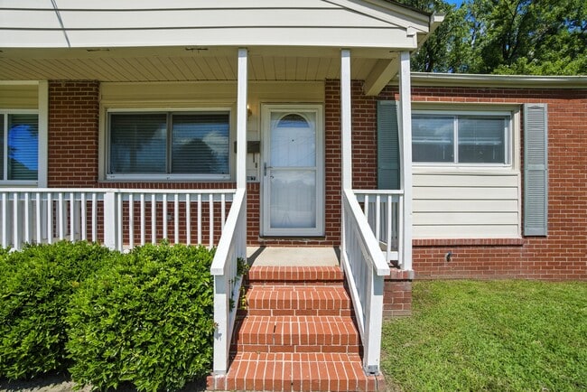 Building Photo - 1037 Randall Ct