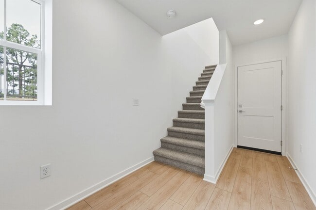 Building Photo - BRAND NEW 3 BEDROOM 2 BATH CONDO IN COVINA!