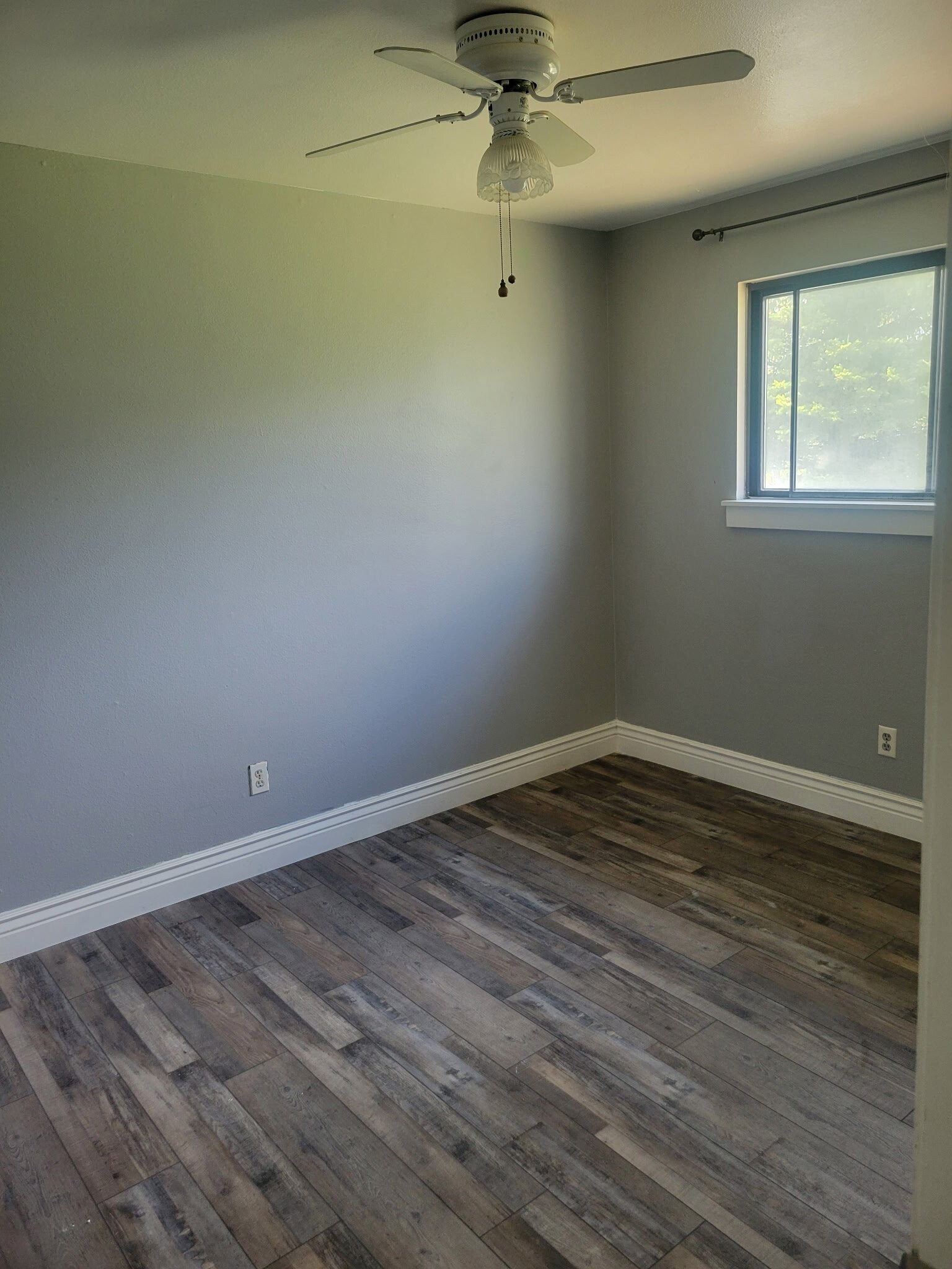 Building Photo - 3913 E 109 N