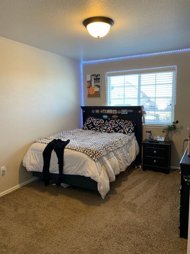 Building Photo - Beautiful 4 Bed,  3 Bath -Corner Lot Home in Pelican Farms – Windsor