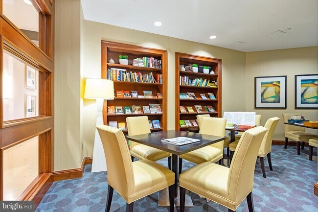 Building Photo - 2720 S Arlington Mill Dr