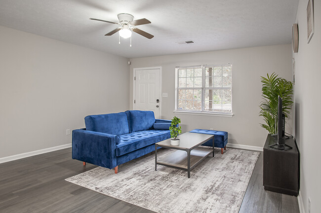 Building Photo - 92 Venita Dr