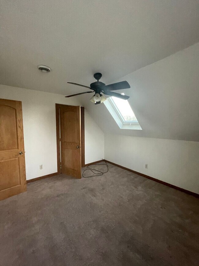 Building Photo - 2949 N Sherman Blvd