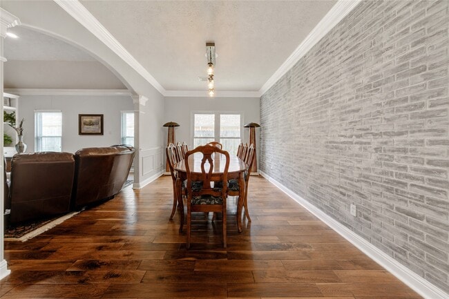 Building Photo - 1811 Emerald Green Dr