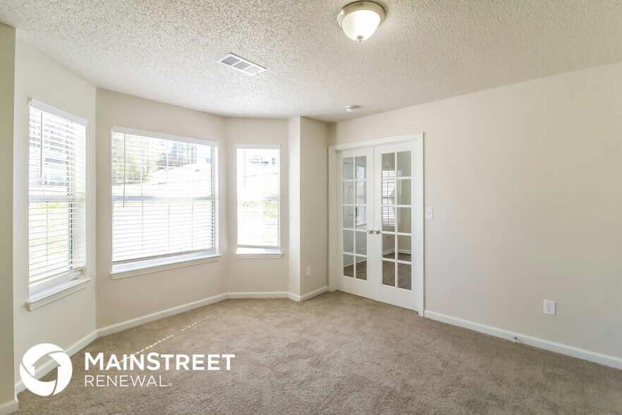 Building Photo - 5350 Knights Landing