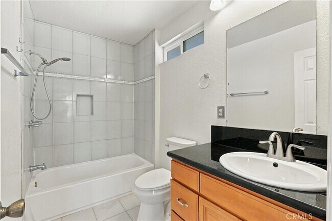 Building Photo - 6912 Tahiti Dr