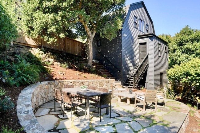 Building Photo - Gorgeous Sausalito Grand Craftsman Home w/...