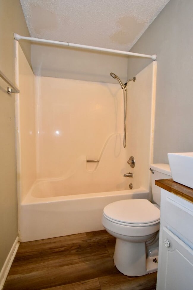 Building Photo - Centrally Located 3 Bed 1.5 Bath Home in Ruston