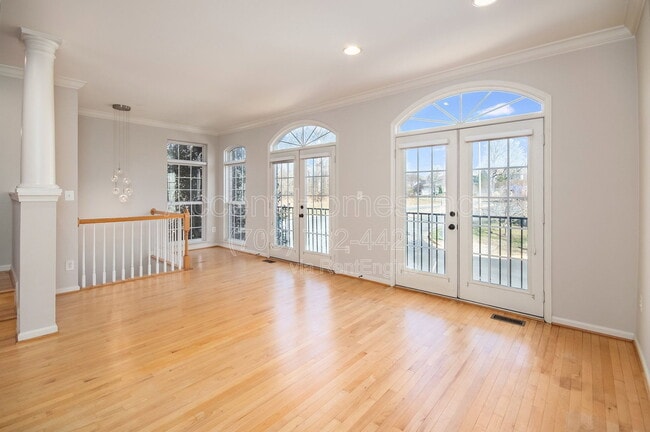 Building Photo - 6450 Waterfield Rd