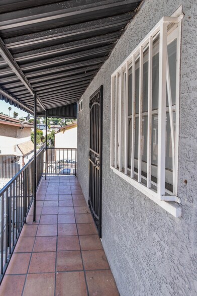 Building Photo - 612 Parkman Ave