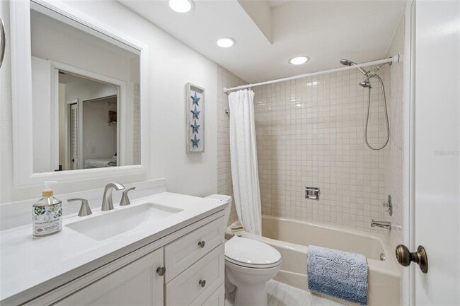 Building Photo - 50 Pelican Pl
