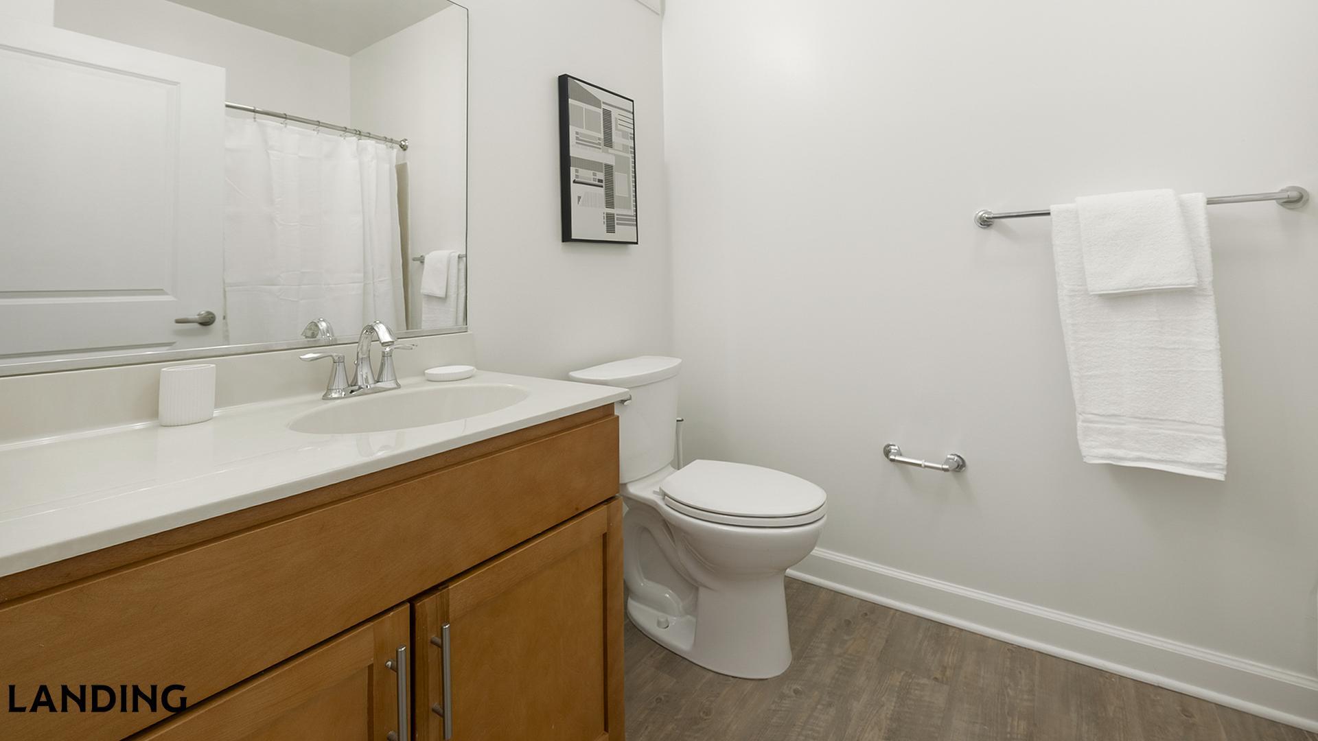 Building Photo - 909 Mansion Dr