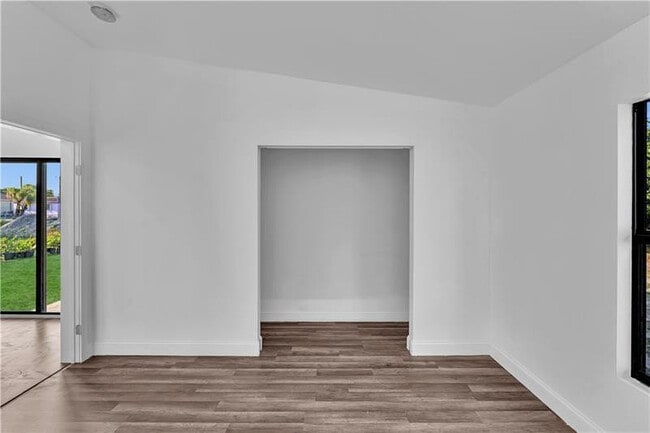 Building Photo - 2020 NW 9th St