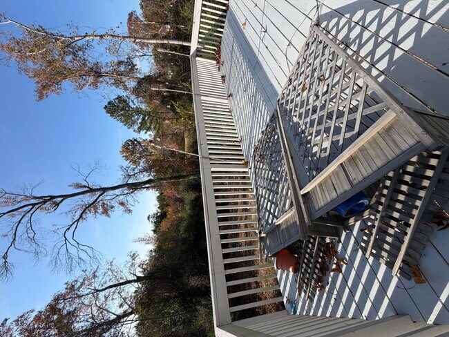 Building Photo - 516 Granite Point