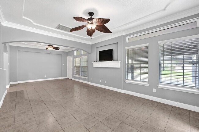 Building Photo - 5902 Cr-675