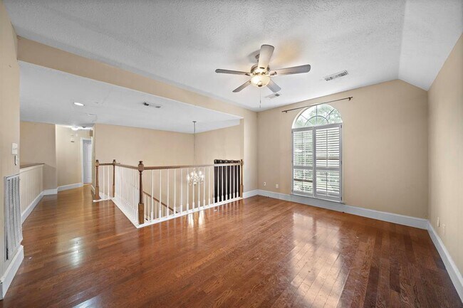 Building Photo - 18702 Dennington Dr