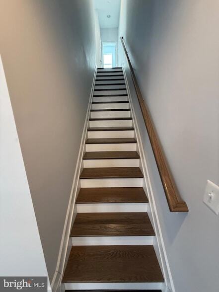 Building Photo - 620 Leigh Wy.