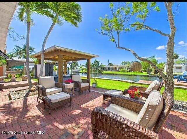 Primary Photo - 1747 Wavecrest St