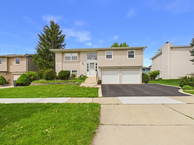 Building Photo - 4360 Mumford Dr