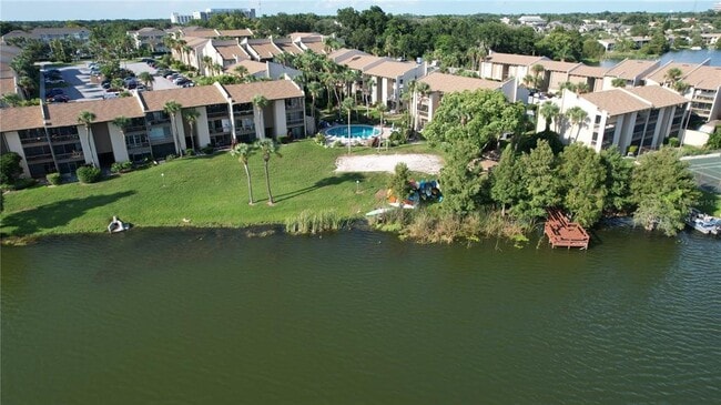 Building Photo - 586 Orange Dr