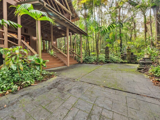 Building Photo - 3 bedrooms 2 bathroom with a large Loft for generational living + storage shed