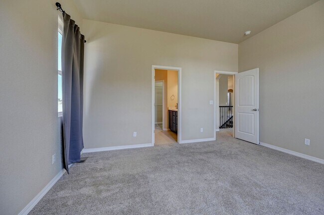 Building Photo - STUNNING RANCHER IN STERLING RANCH WITH MOUNTAIN VIEWS!!!!