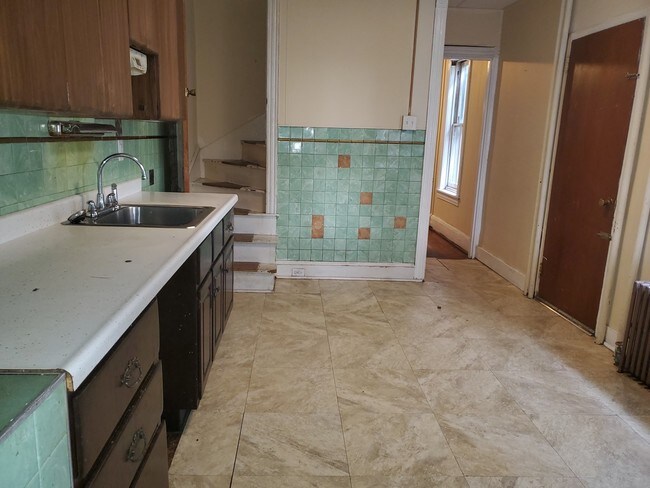 First Floor Kitchen - 940 N 11th St