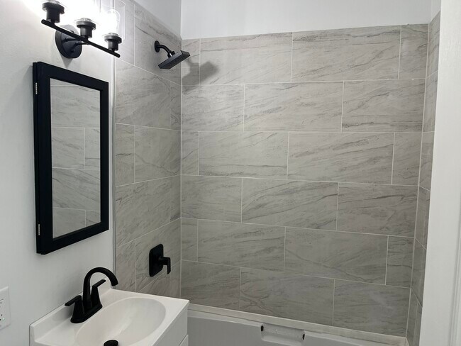 Building Photo - 3622 178th St